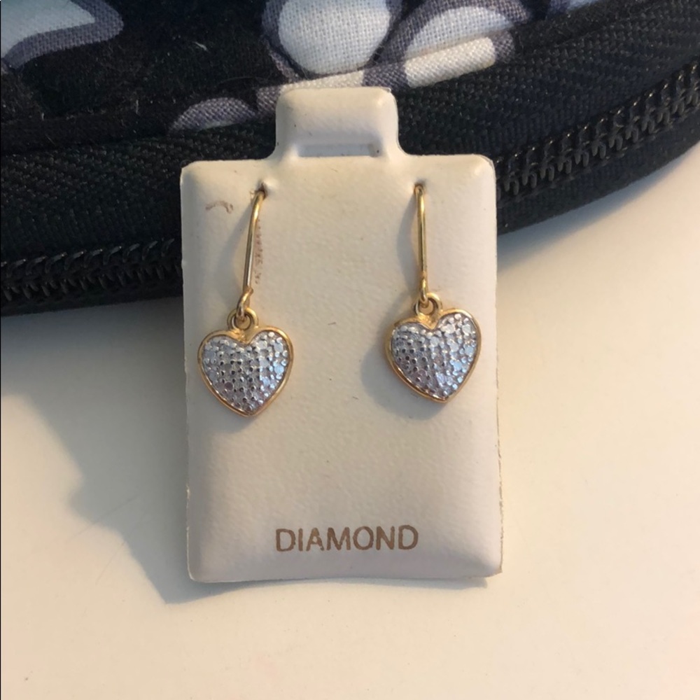 Small heart dangle earrings